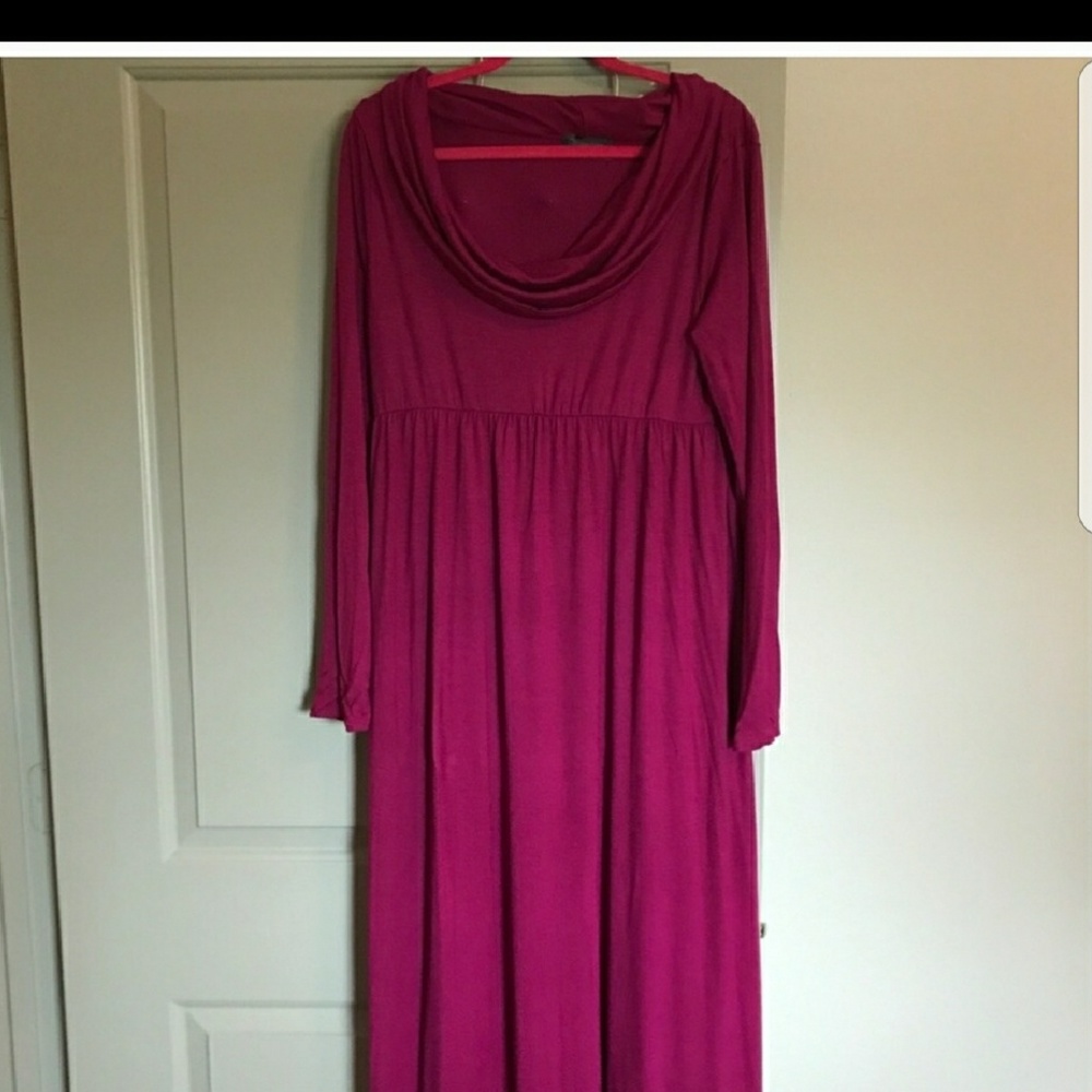 Long sleeve maxi maternity gown